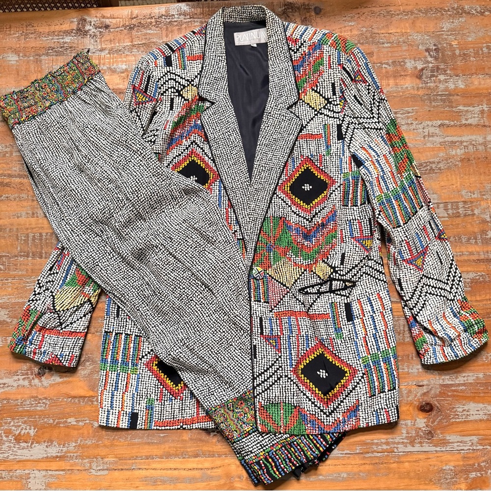 Vintage Platinum by Dorothy Schoelen blazer w/a Southwestern/Aztec long pant set